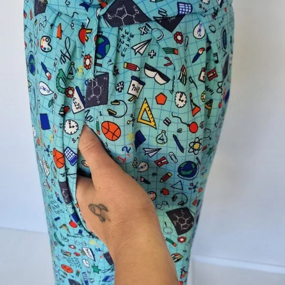 Lorraine LPD Multicolour Teacher Print Shift Dress with Belt Size 14 - Picture 8 of 10